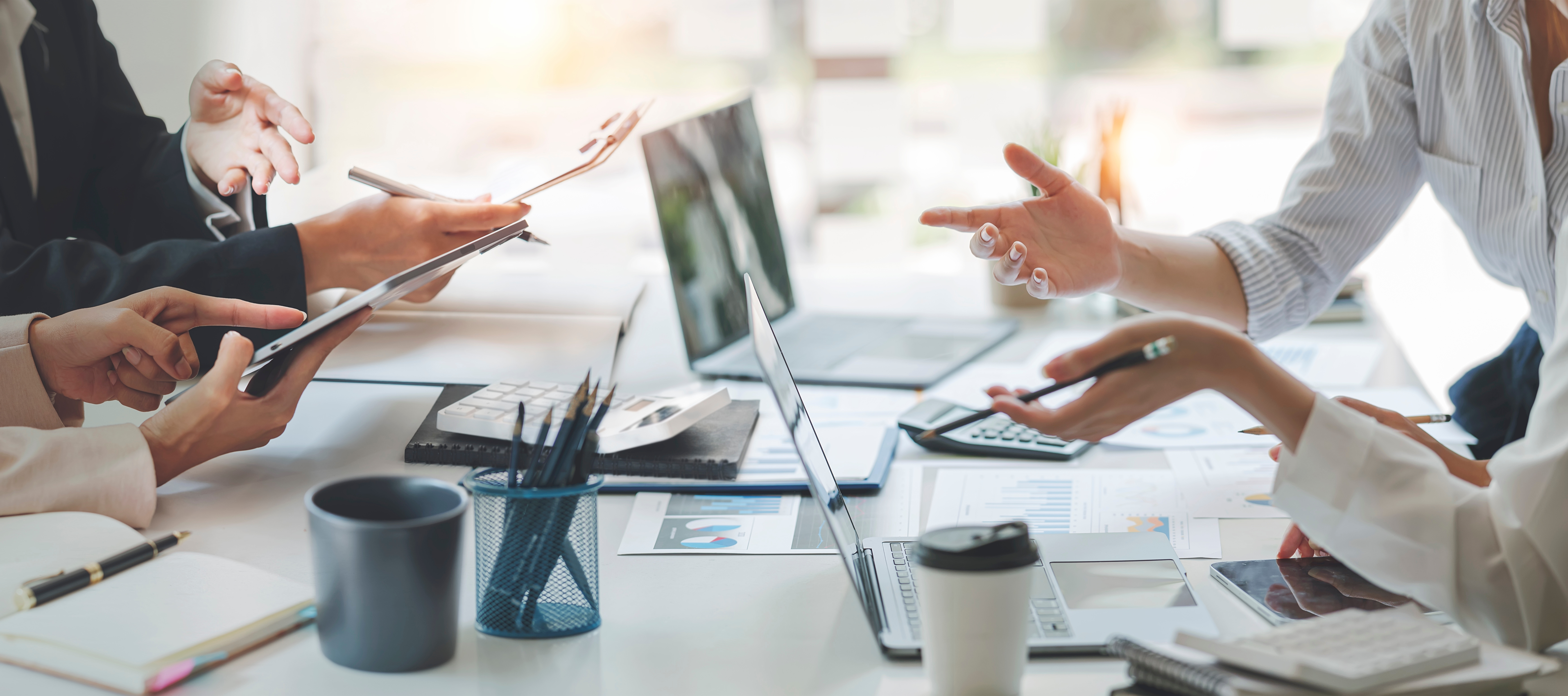 The Difference Between SEO and Paid Advertising (And When to Use Each)